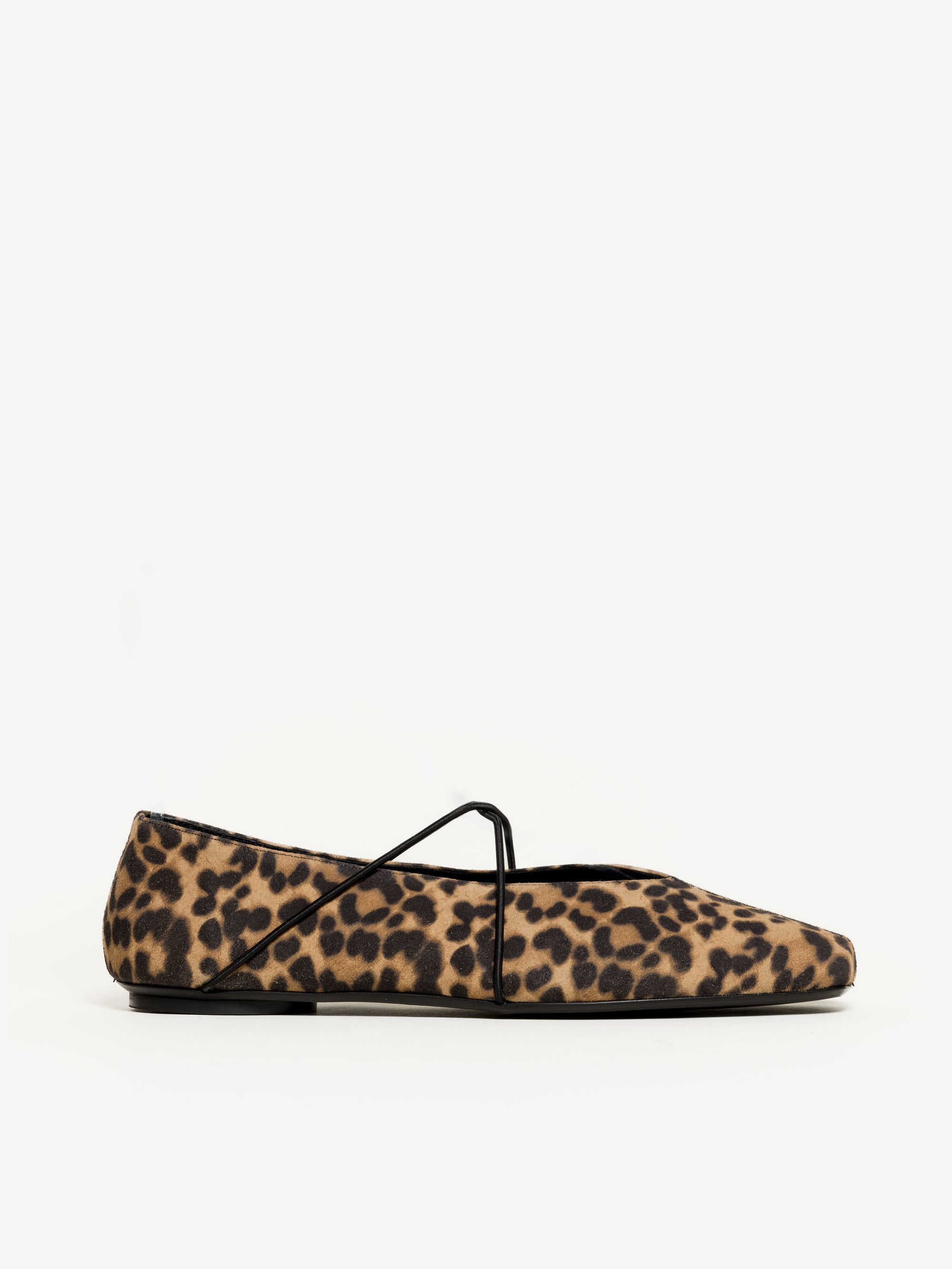 【AMOMENTO】25ss platform flats, Amomento Black Platform Flats | ModeSens