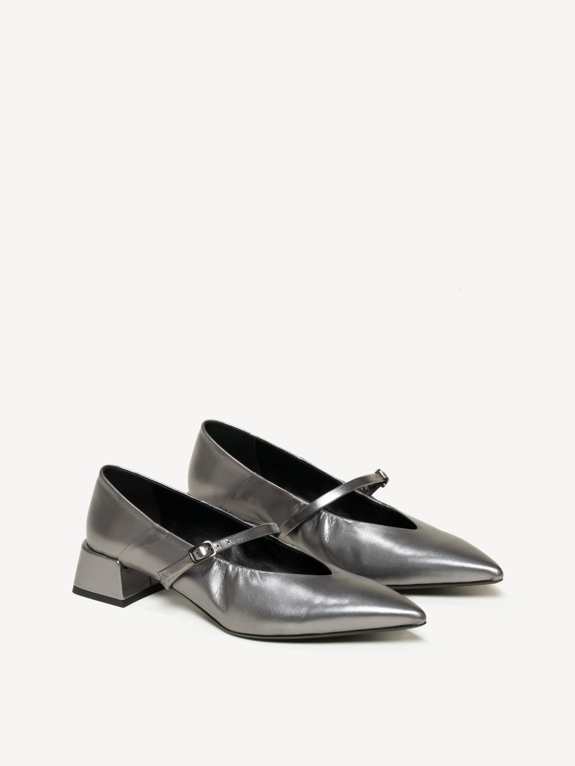 The Loriana 35mm Women's Pumps, Size 38.5 in Gunmetal Nappa by M.Gemi