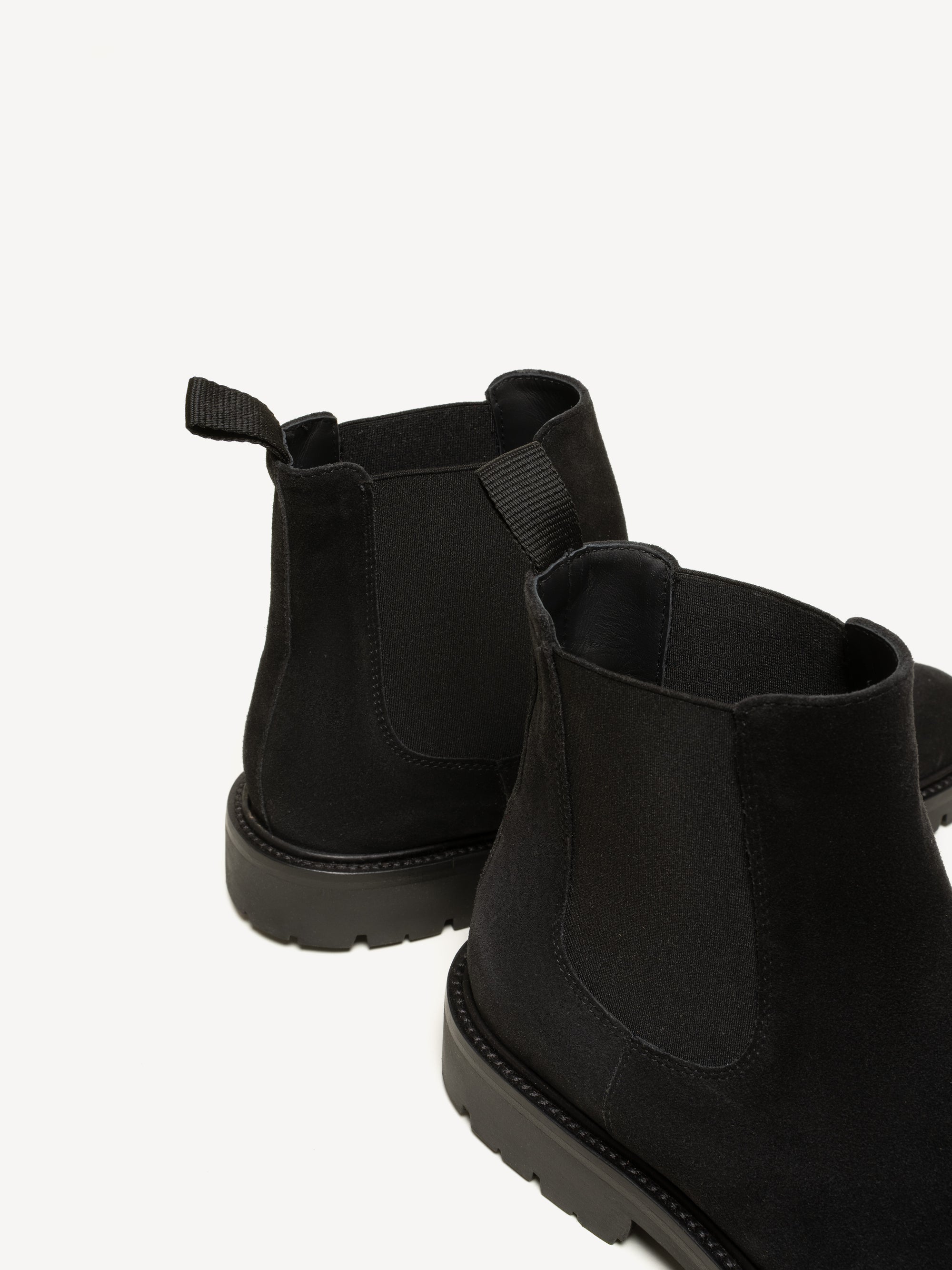 The Niccolo - Black - Suede - M.Gemi