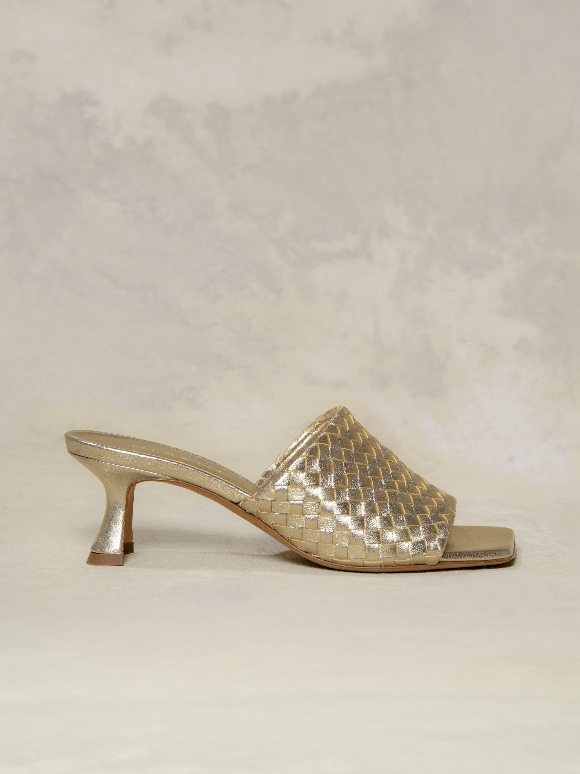 The Marina Woven (Sample Sale)