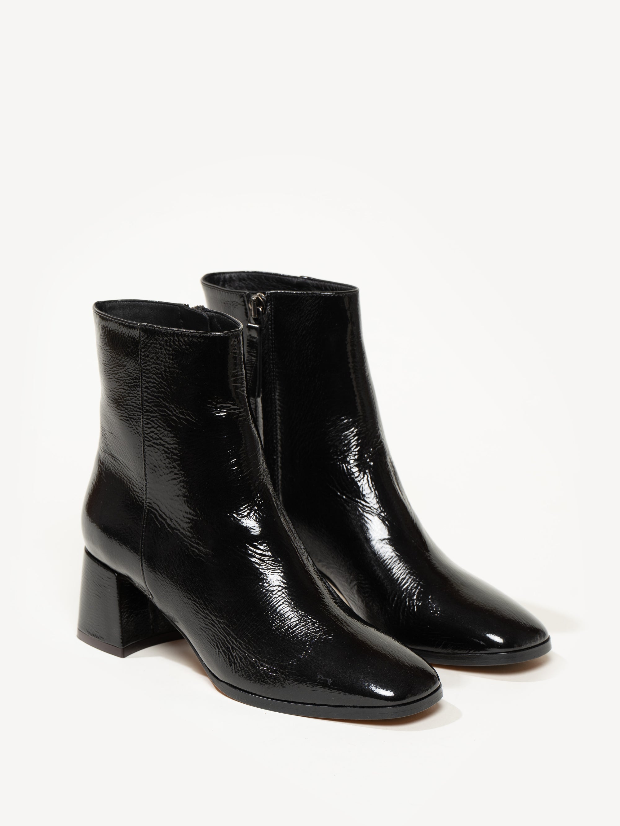 The Cristina - Black - Naplak - M.Gemi