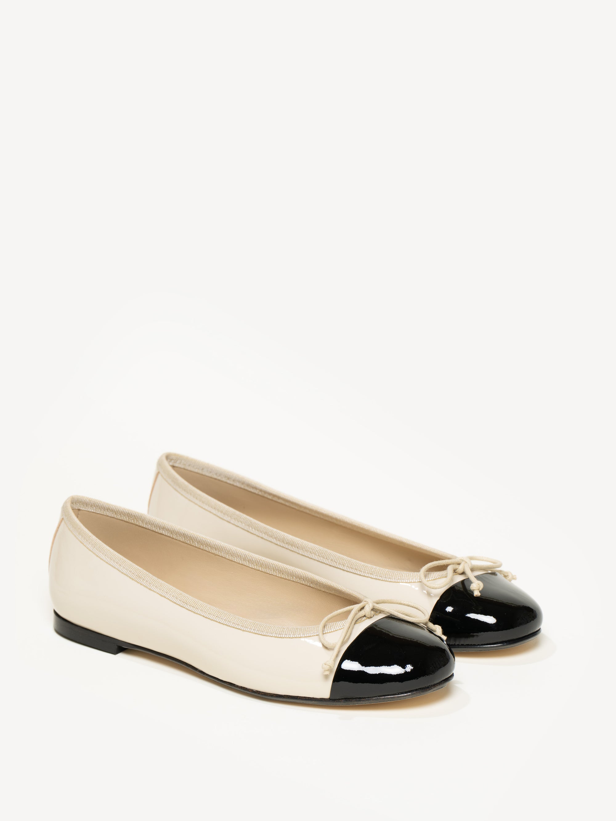 【PORTERNA】Romeu mesh flat shoes The Rosa - Ecru with Black - Patent - M.Gemi