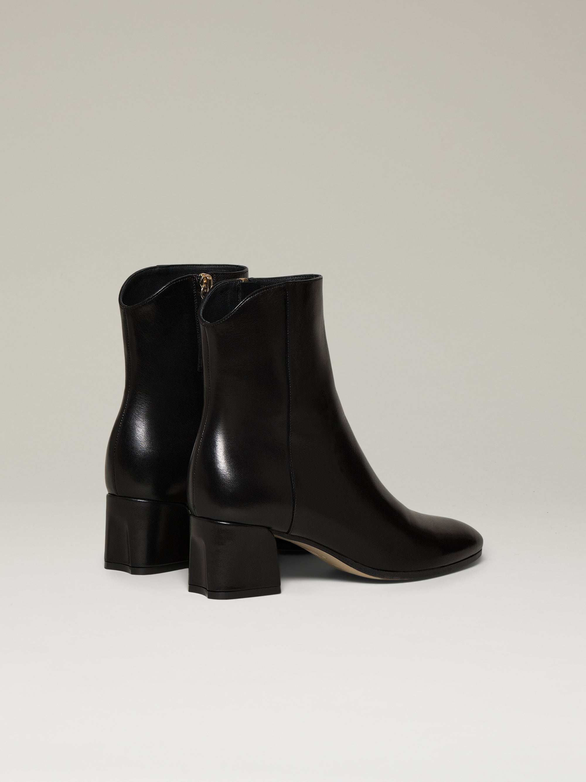 The Corsa Concavo Leather - 55MM Bootie - Black Leather with
