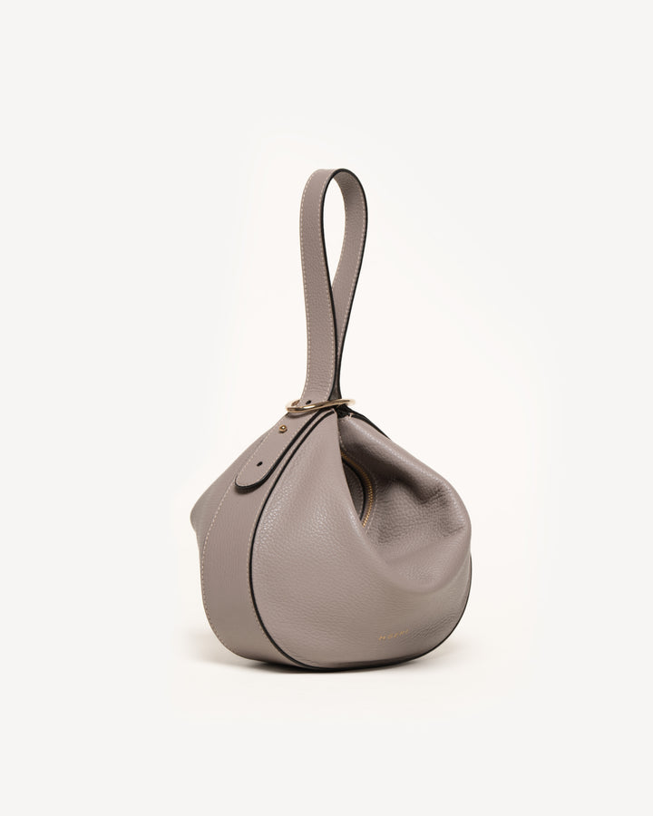 The Evelina Shoulder Bag - Light Mushroom - Tumbled Leather - M.Gemi