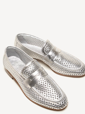 The Sacca Donna Lattice