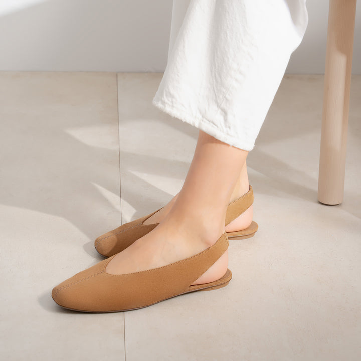 The Una Slingback - Black - Suede - M.Gemi