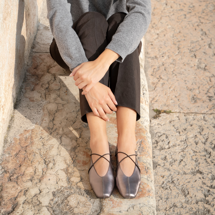 The Una - Cocoa - Metallic Leather - M.Gemi