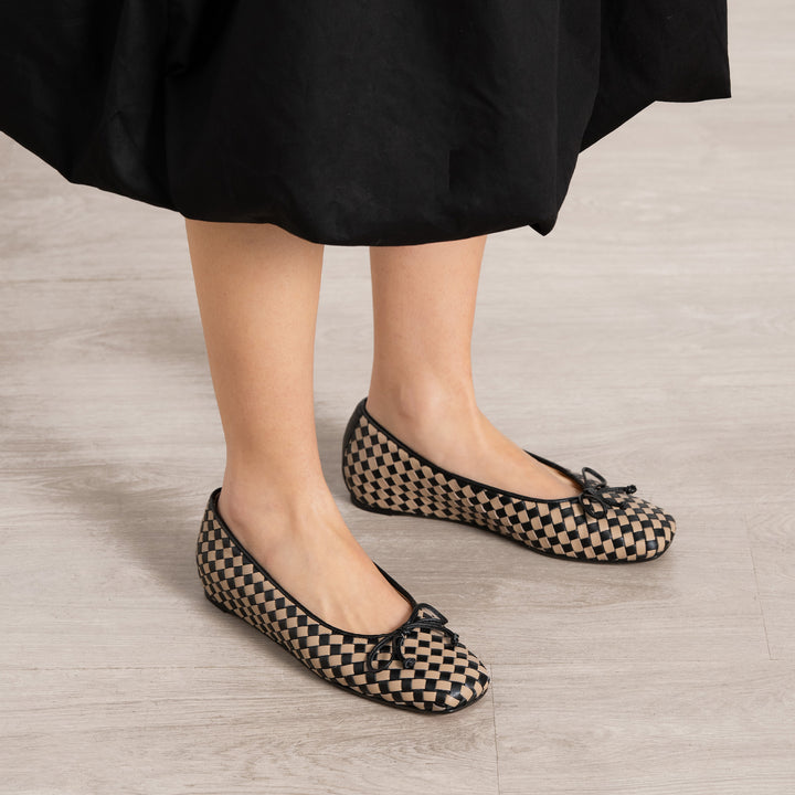 The Danza Woven - Saddle - Nappa - M.Gemi M.Gemi Danza handwoven saddle-Napa leather flats. Made in Italy. NWOT main image 1