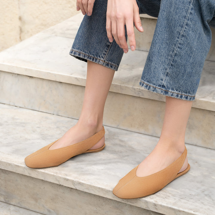 The Una Slingback - Luggage - Suede - M.Gemi