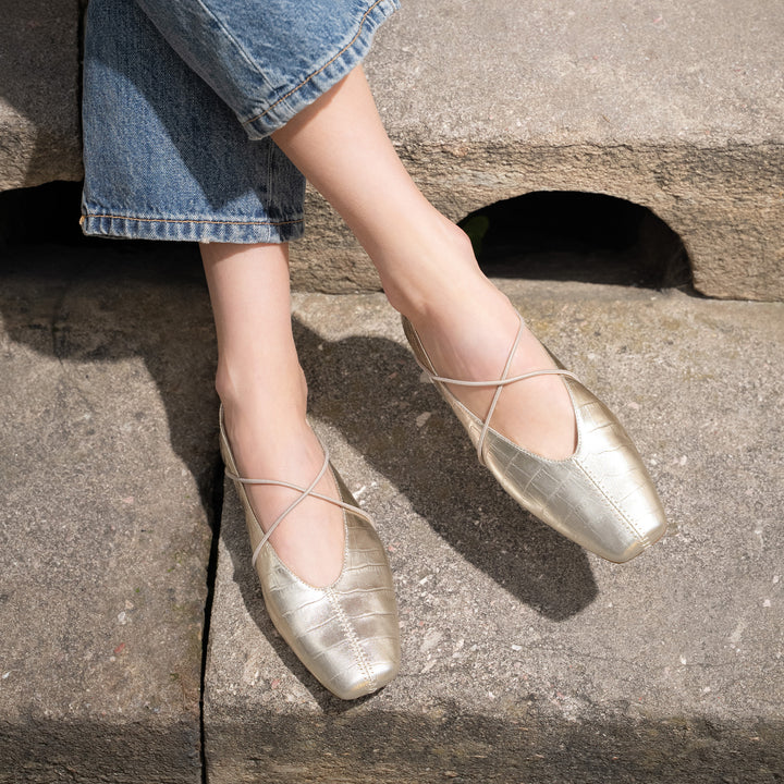 The Una - Champagne - Metallic Croco Printed Leather - M.Gemi