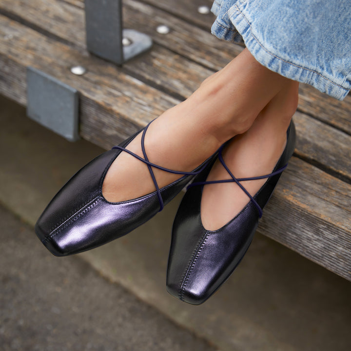 The Una - Midnight Blue - Metallic Leather - M.Gemi