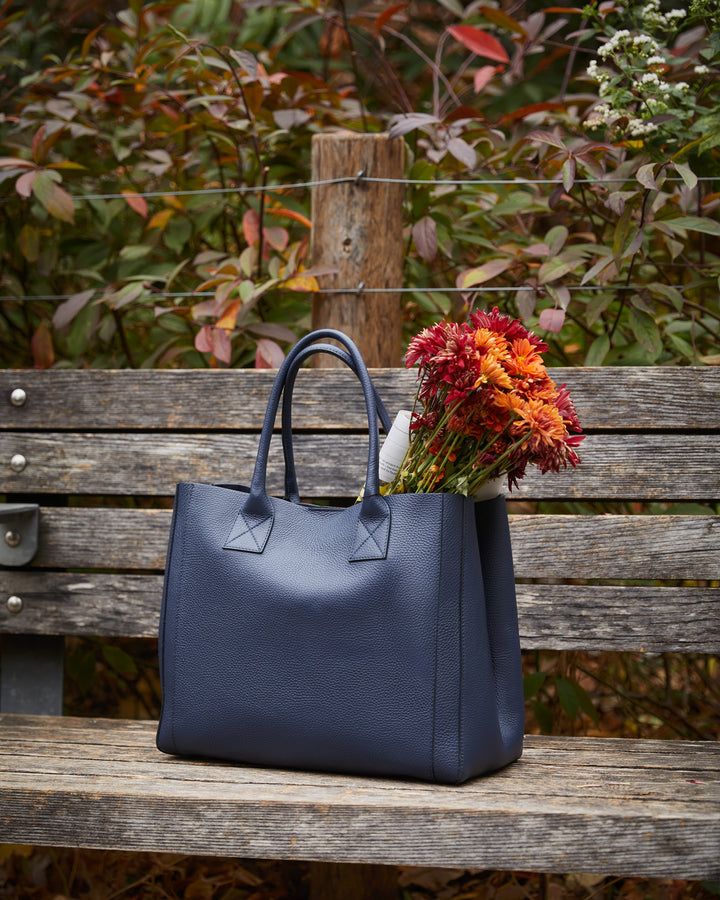 The Elena - Navy - Tumbled Leather - M.Gemi