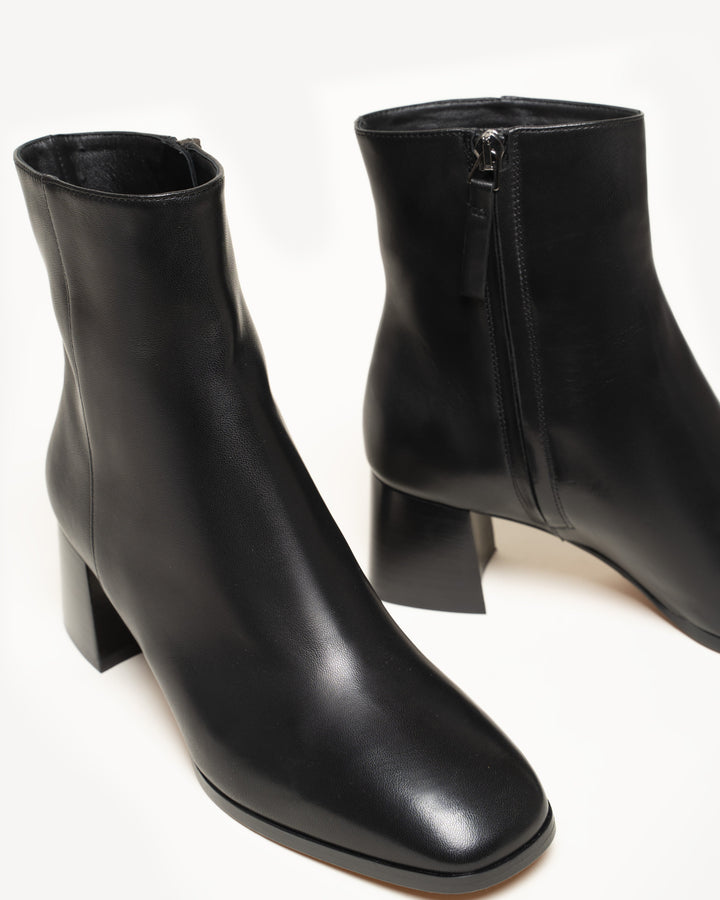 The Cristina (Sample Sale)