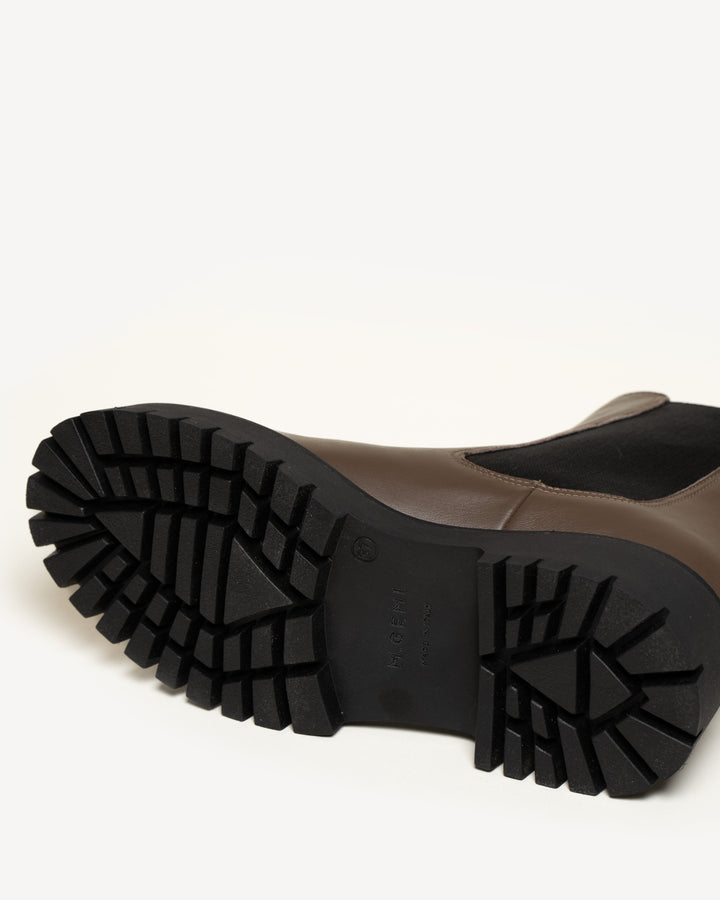 M gemi chelsea boot 2025