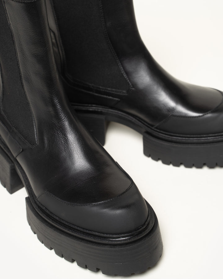 M gemi chelsea boot store