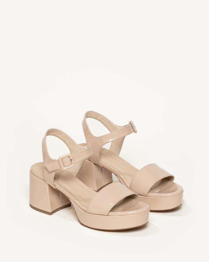 エムミーエメ　m me eme Ribbon platform sandals M me eme／Sheer dot ribbon sport sandal(eme10539) | 2025SS