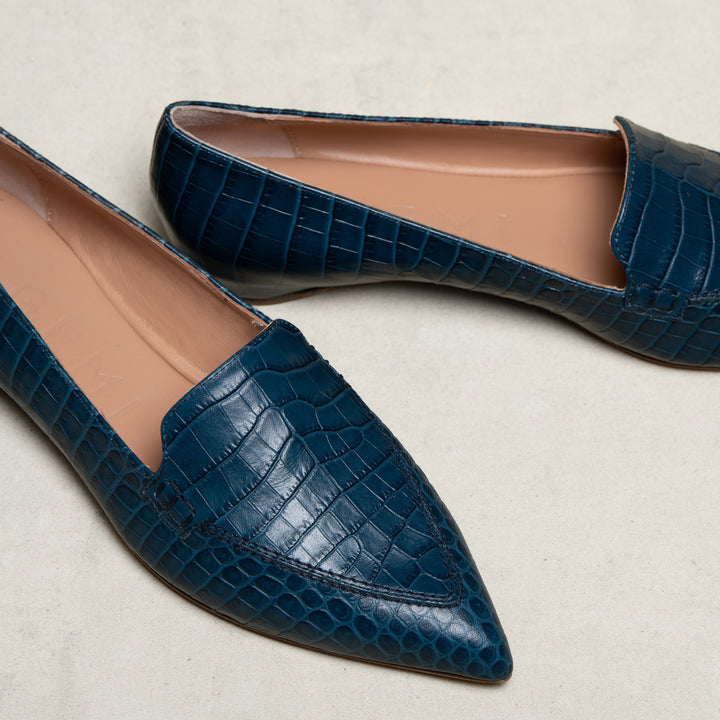 Crocodile flat shoes hot sale